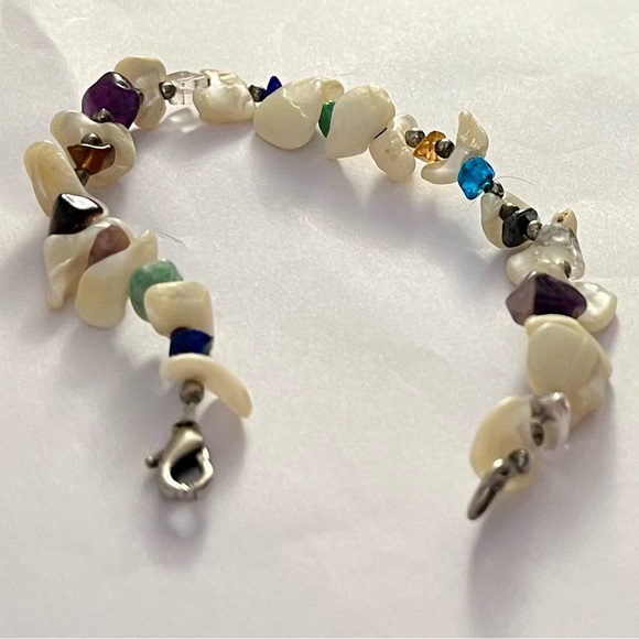 Shell gemstone bracelet size 7 1/2 jewelry - Picture 7 of 16